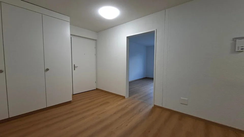 Espace commercial avec balcon – travailler avec une plus-value – photo 6 sur 7