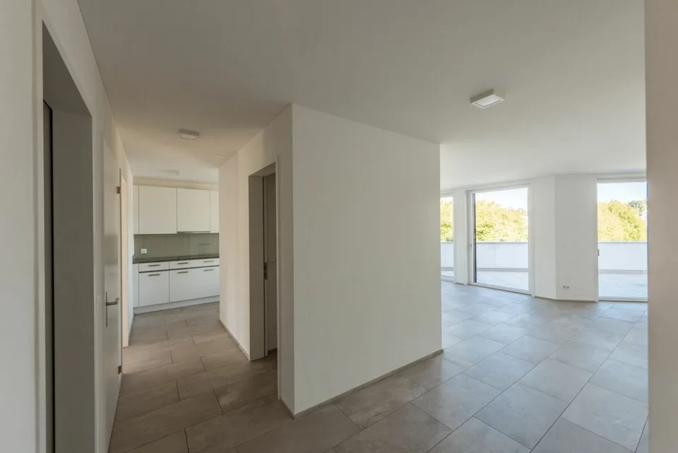 Exclusive 4 1/2-room apartment in a preferred location – photo 9 of 18
