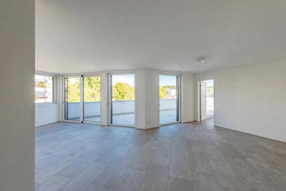Exclusive 4 1/2-room apartment in a preferred location – photo 4 of 18