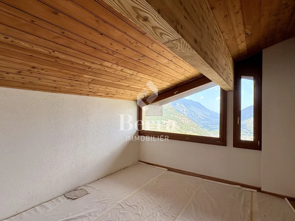 Beautiful 4.5-room apartment with magnificent views!