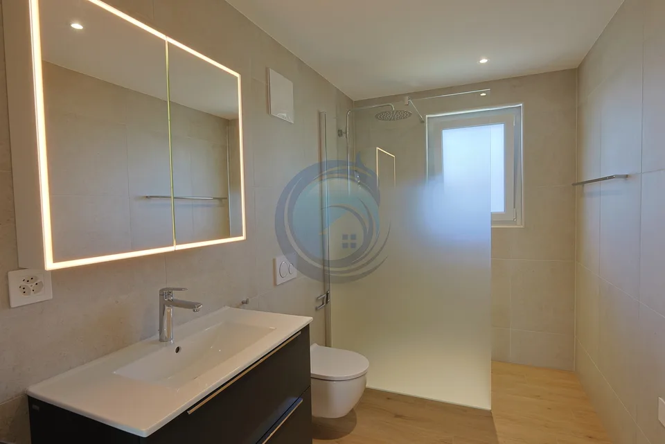 LOT N6: MAGNIFICENT NEW 2.5-ROOM APARTMENT WITH LARGE BALCONY