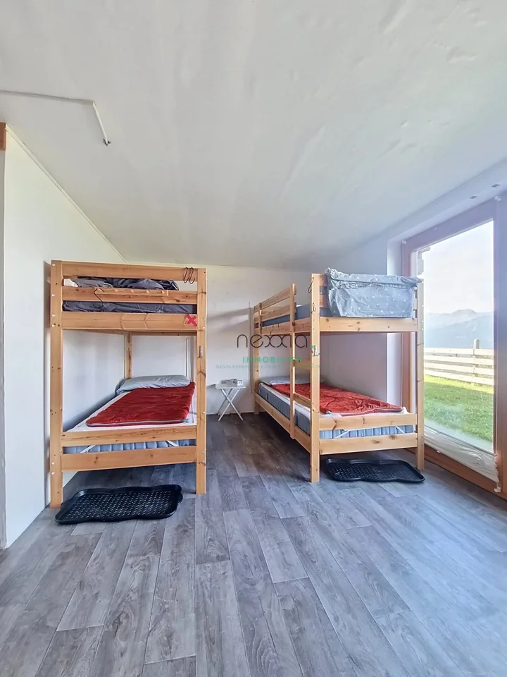 Chalet con vista panoramica e grande potenziale a Nax – foto 10 di 13
