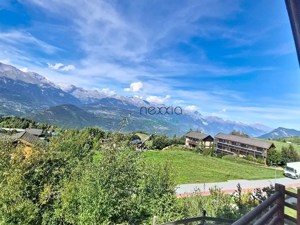 Chalet con vista panoramica e grande potenziale a Nax – foto 12 di 13