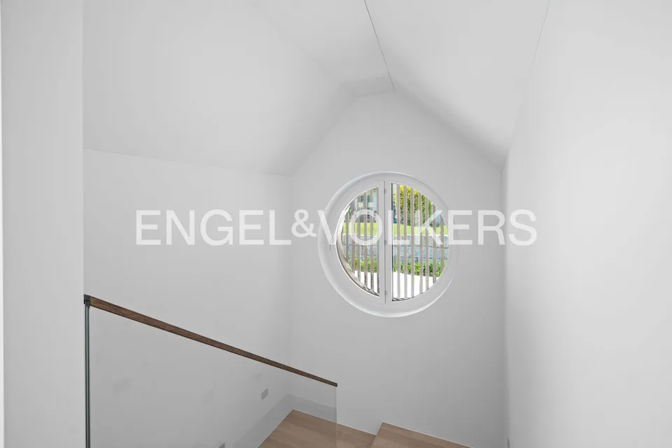 Appartamento a duplex di 6,5 locali con vista spettacolare sul lago a Rüschlikon – foto 10 di 12