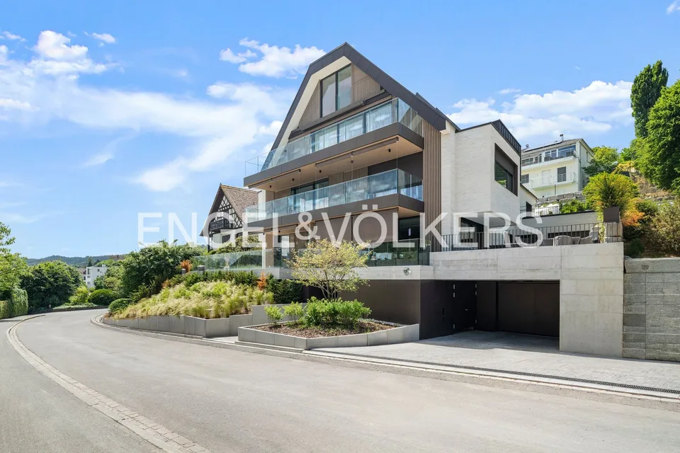 Appartamento a duplex di 6,5 locali con vista spettacolare sul lago a Rüschlikon – foto 3 di 12