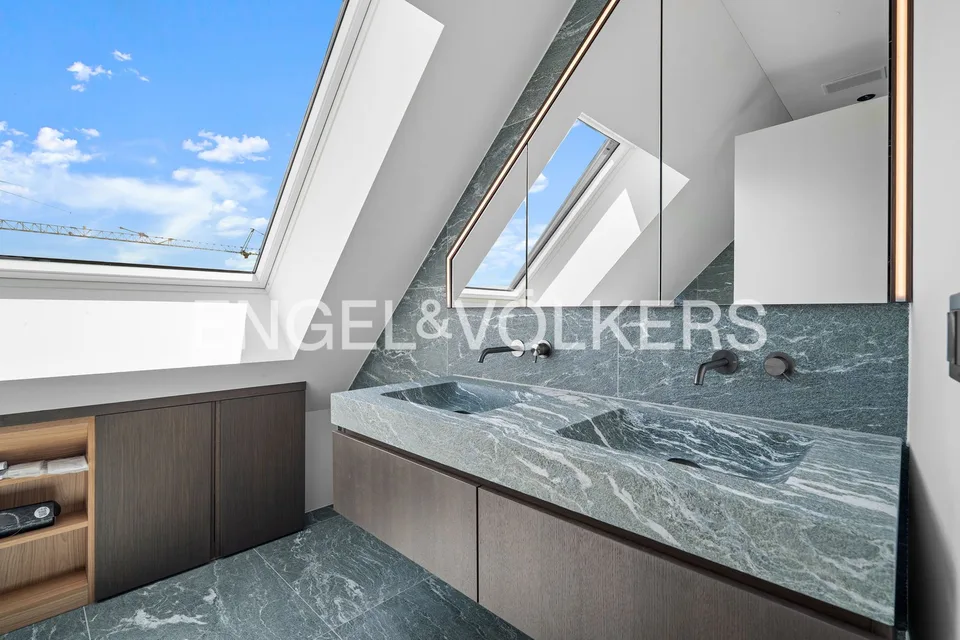 Appartamento a duplex di 6,5 locali con vista spettacolare sul lago a Rüschlikon – foto 8 di 12