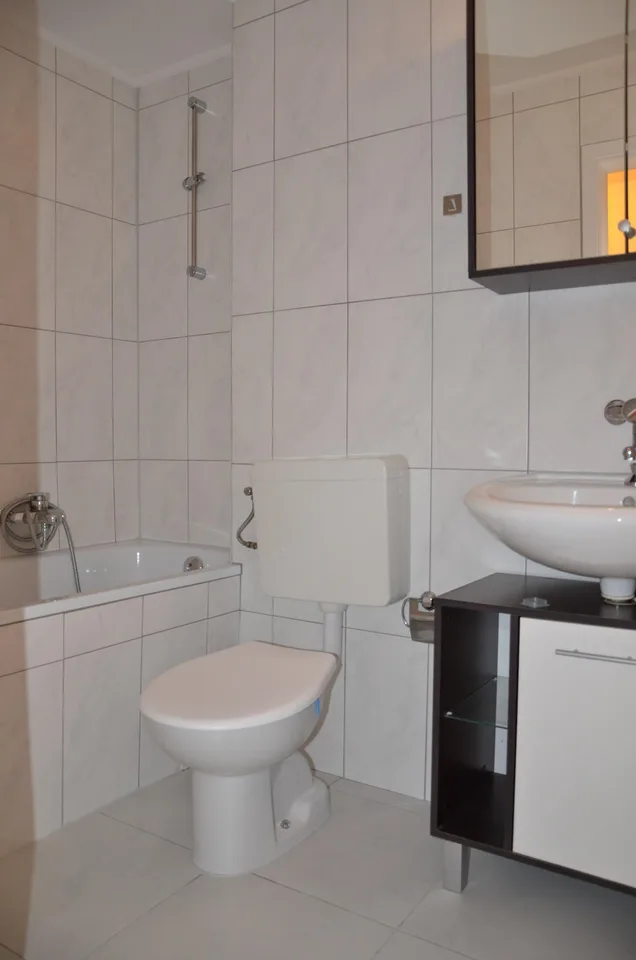 2-Zimmer-Wohnung an zentraler Lage mit Balkon