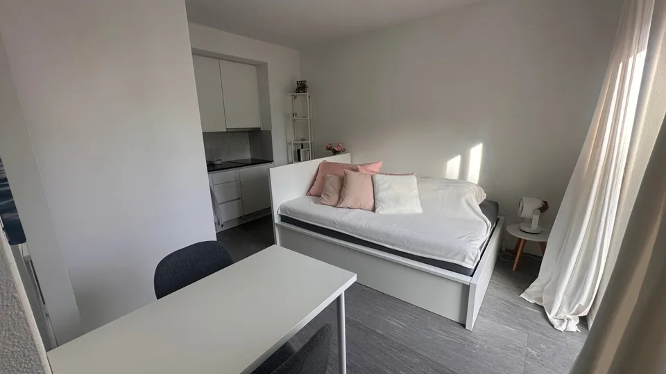 Studio mit Balkon an ruhiger Lage – Foto 5 von 5