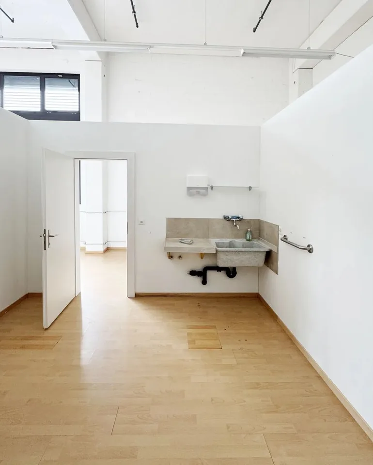 68m² - Versatile commercial space directly at Ost-Bahnhof – photo 4 of 5