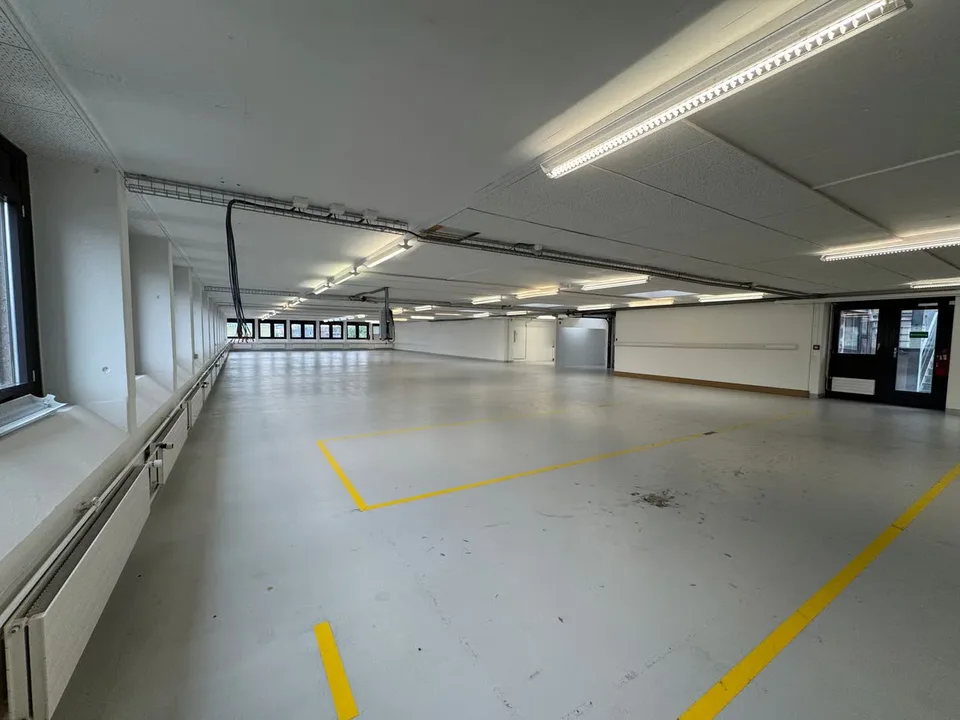 580m² offene Bürofläche mit vielen Möglichkeiten – Foto 4 von 15