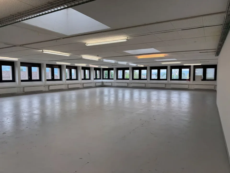 580m² offene Bürofläche mit vielen Möglichkeiten – Foto 3 von 15