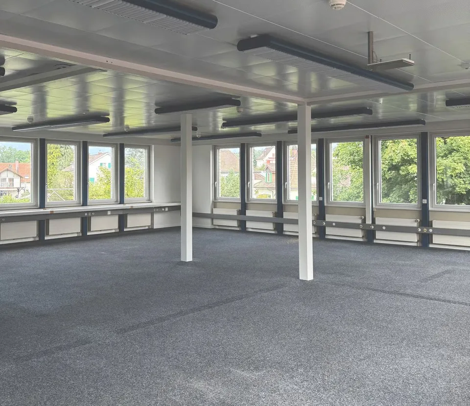 Affordable office space with 318 m² – ideal for SMEs or combination with storage – photo 7 of 15