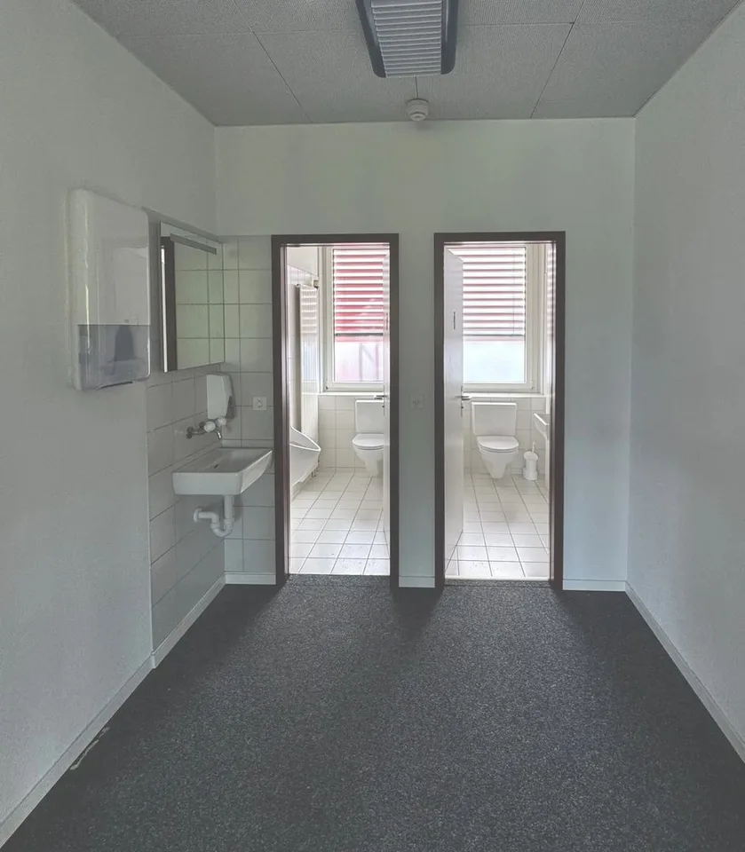 Affordable office space with 318 m² – ideal for SMEs or combination with storage – photo 6 of 15
