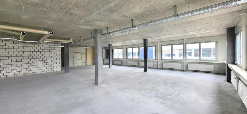 1500m² - Flexible office space on the A1 – photo 9 of 15