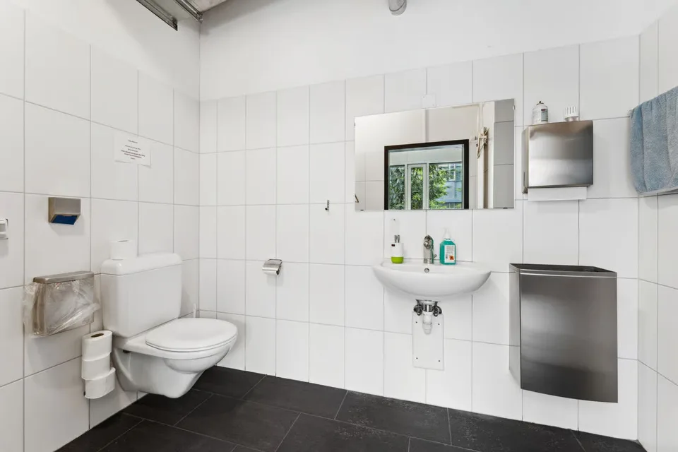 266m² - Modern office spaces in the heart of Zollikofen – photo 10 of 14