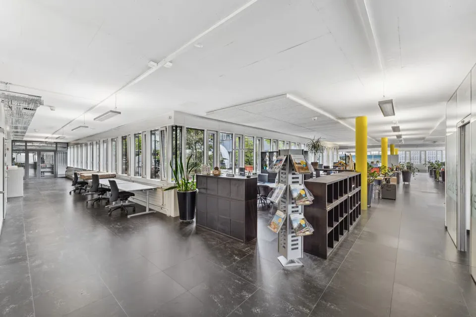 266m² - Modern office spaces in the heart of Zollikofen – photo 5 of 14