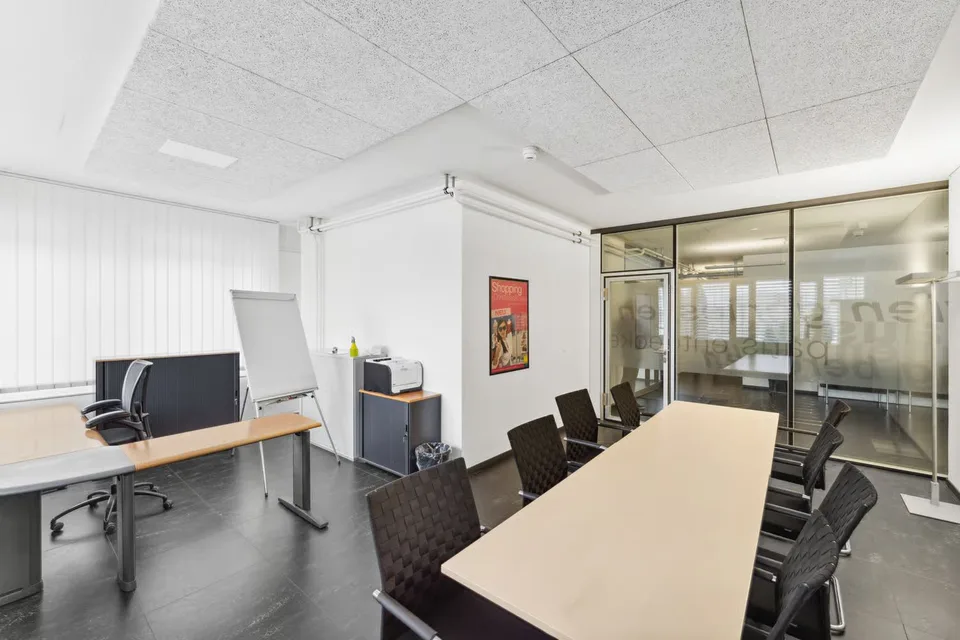 266m² - Modern office spaces in the heart of Zollikofen – photo 6 of 14