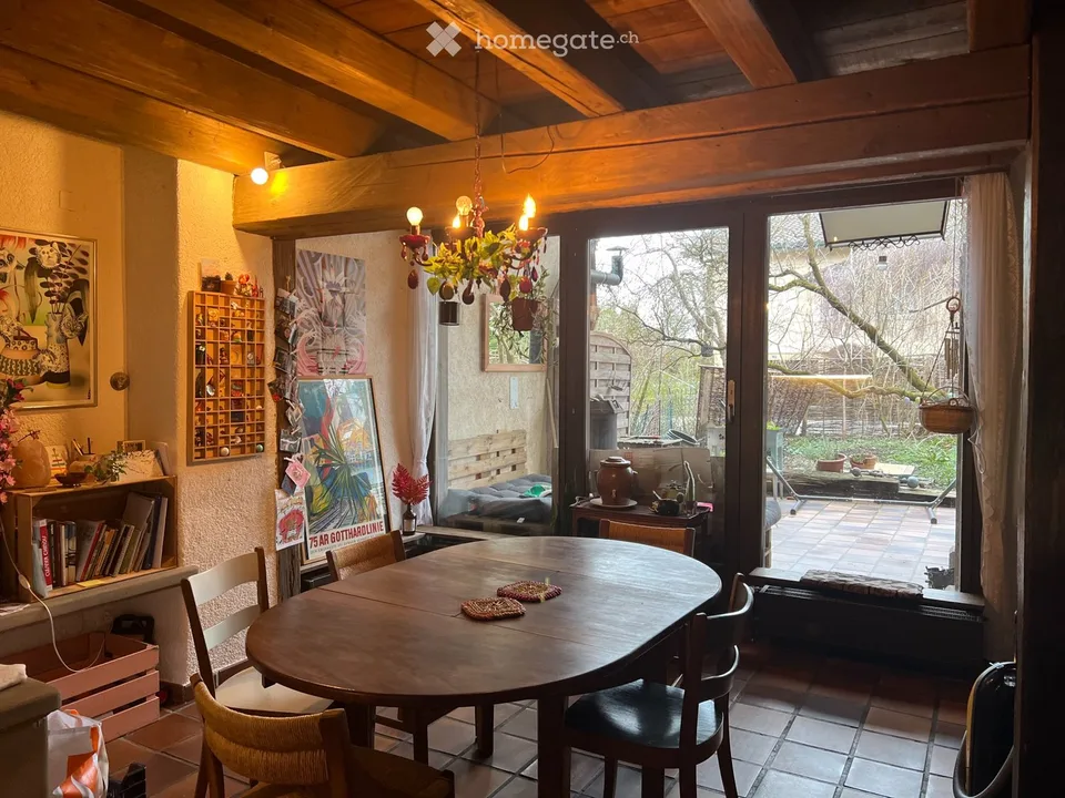 Charming 5-room apartment in a renovated farm
