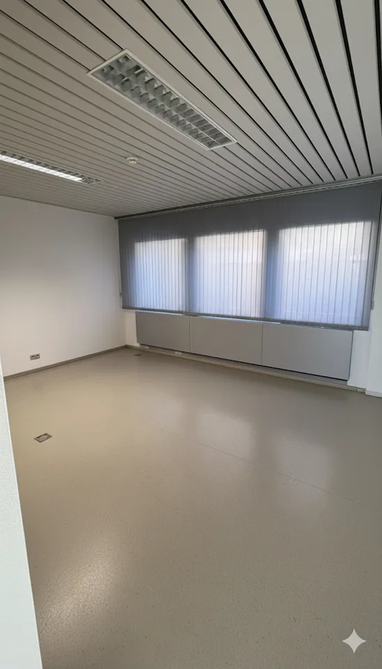 LOCARNO/MURALTO Spazio professionale di 73 m² fronte stazione – foto 8 di 13