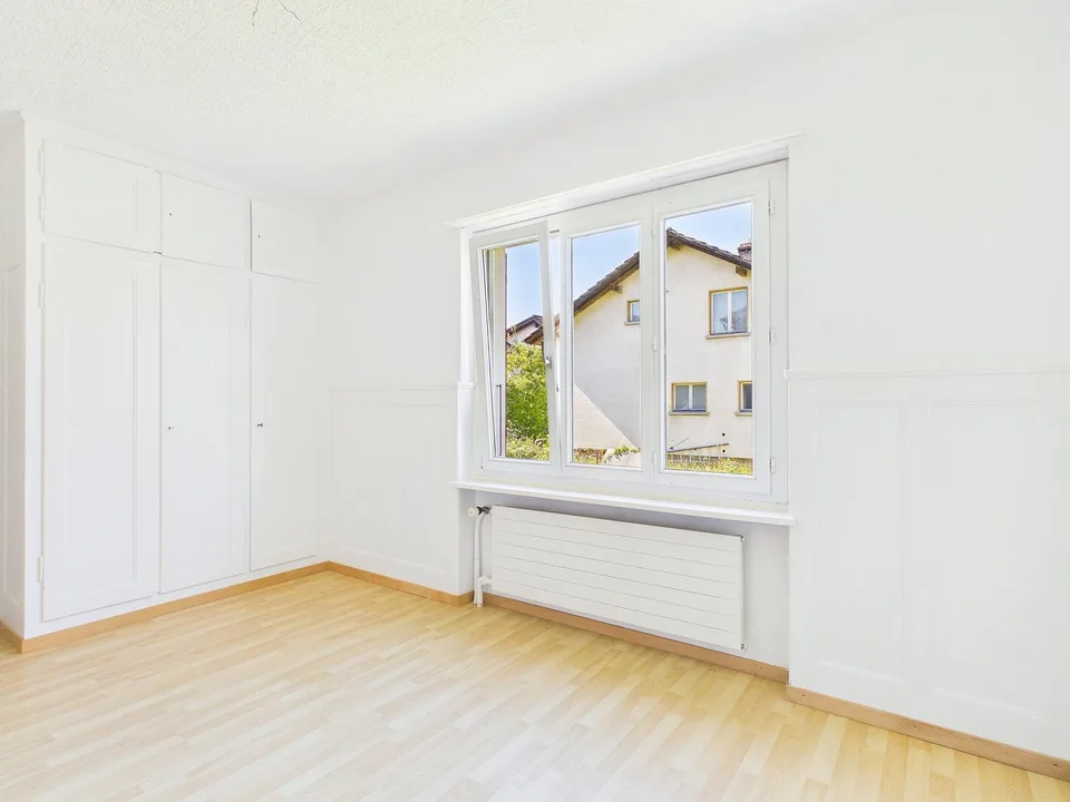 Bright 3.5-room garden apartment with terrace