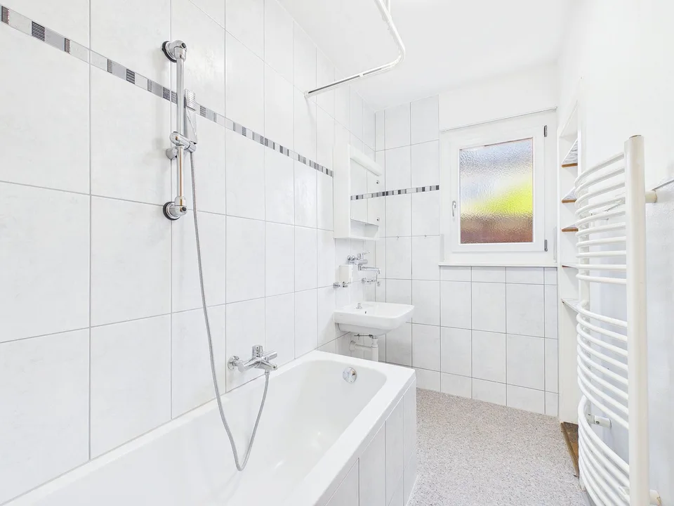 Bright 3.5-room garden apartment with terrace