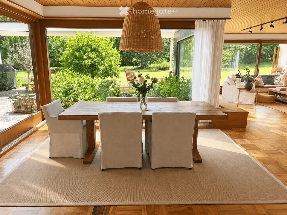 Charmante, möblierte 3.5-Zimmer-Wohnung in Freienbach – Stilvolles Wohnen mit Gartenblick