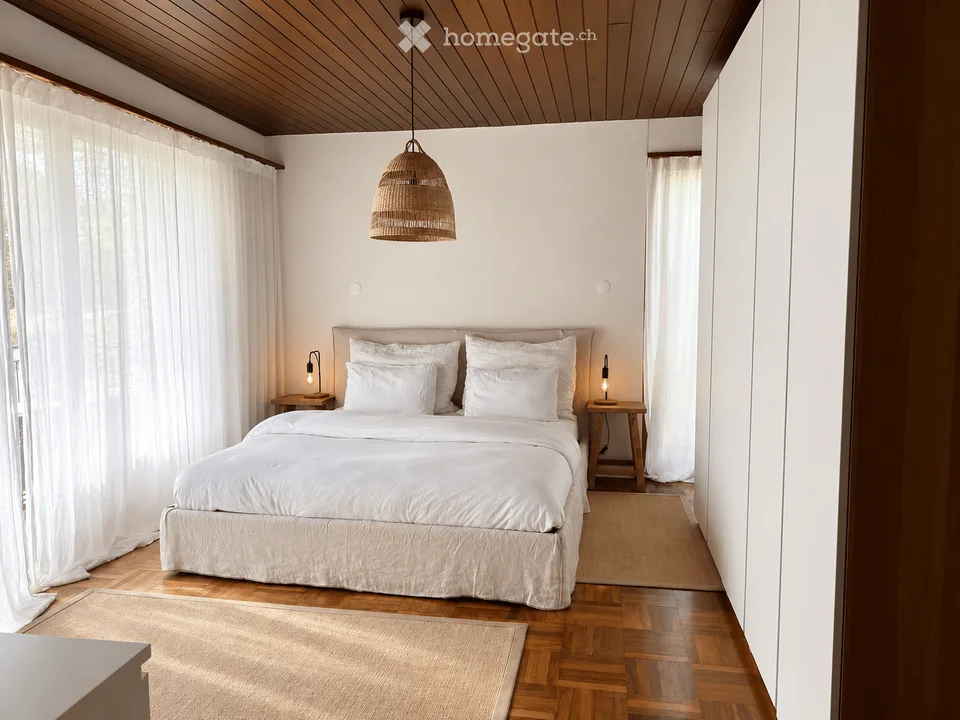 Charmante, möblierte 3.5-Zimmer-Wohnung in Freienbach – Stilvolles Wohnen mit Gartenblick