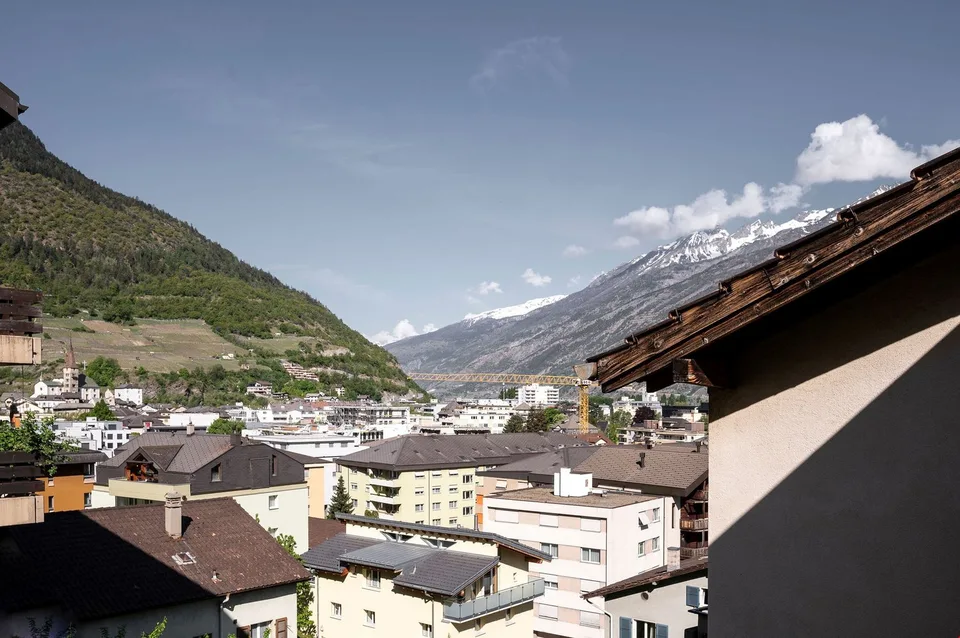«WG-Zimmer inkl. Möbel, Strom und Internet - Mitten in Visp»