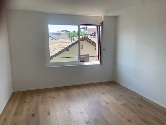 Attractive 2 1/2-room apartment in a central and quiet residential area