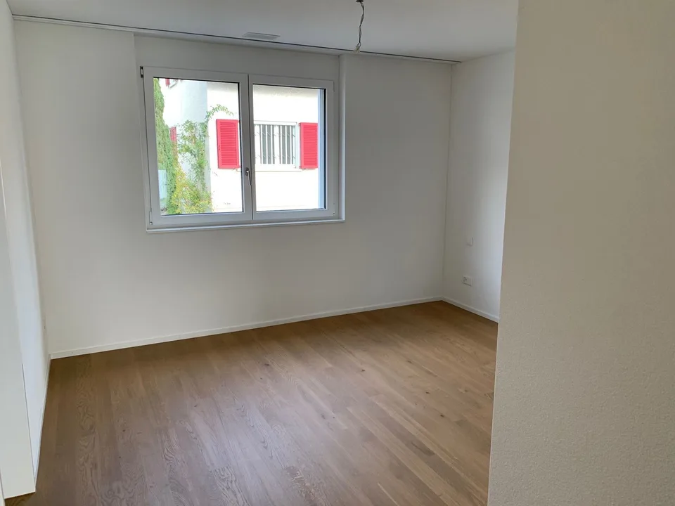 Modern 3.5-room ground-floor apartment