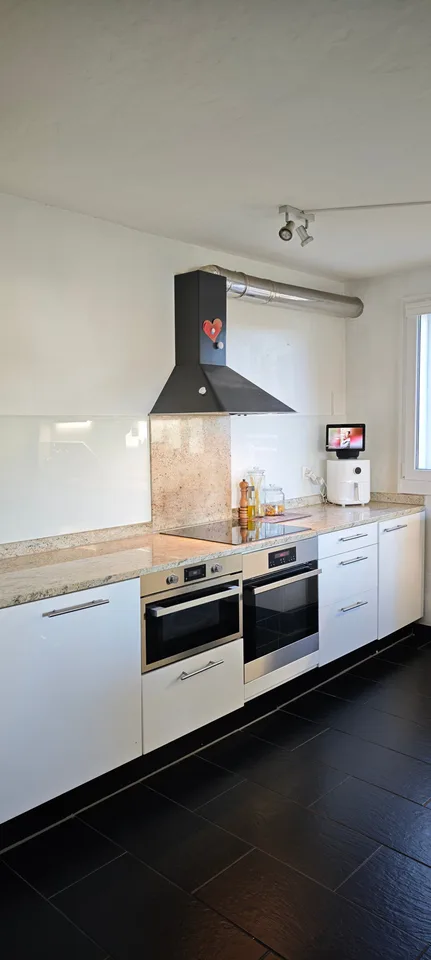 Casa unifamiliare di 6 1/2 locali con un appartamento annesso di 3 1/2 locali