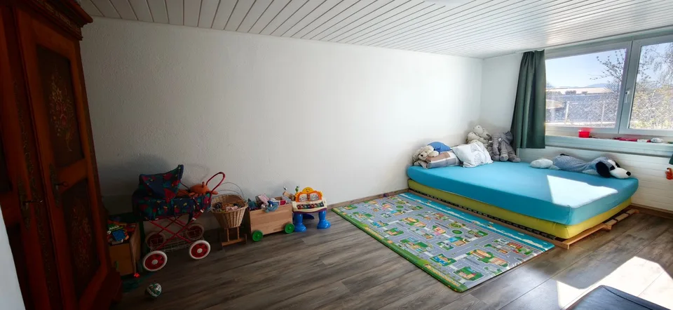 Casa unifamiliare di 6 1/2 locali con un appartamento annesso di 3 1/2 locali