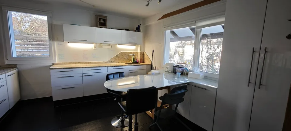 Casa unifamiliare di 6 1/2 locali con un appartamento annesso di 3 1/2 locali