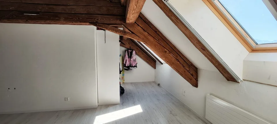 Casa unifamiliare di 6 1/2 locali con un appartamento annesso di 3 1/2 locali