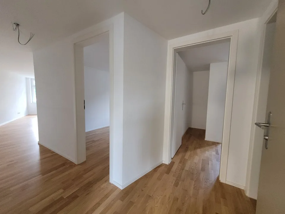 Ertragsstarkes Mehrfamilienhaus mit 10 Wohnungen in Schwanden GL – Foto 13 von 14