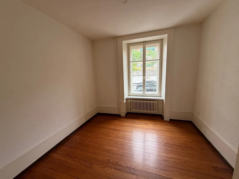 Wohnung mit 3 Zimmern in Neuchâtel, sofort verfügbar – Foto 4 von 5