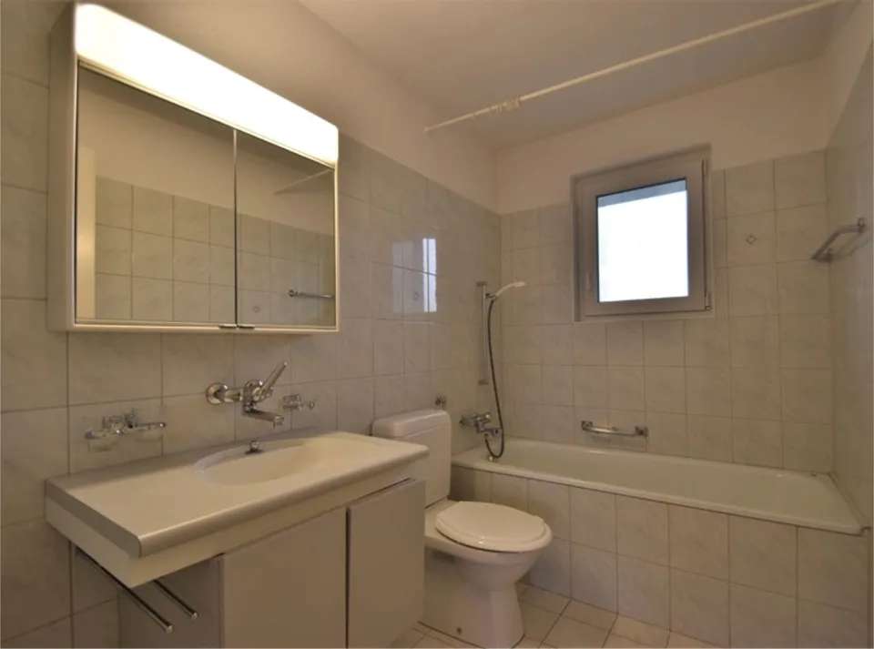 Appartement 4 pièces lumineux avec balcon à Beinwil am See – disponible immédiatement