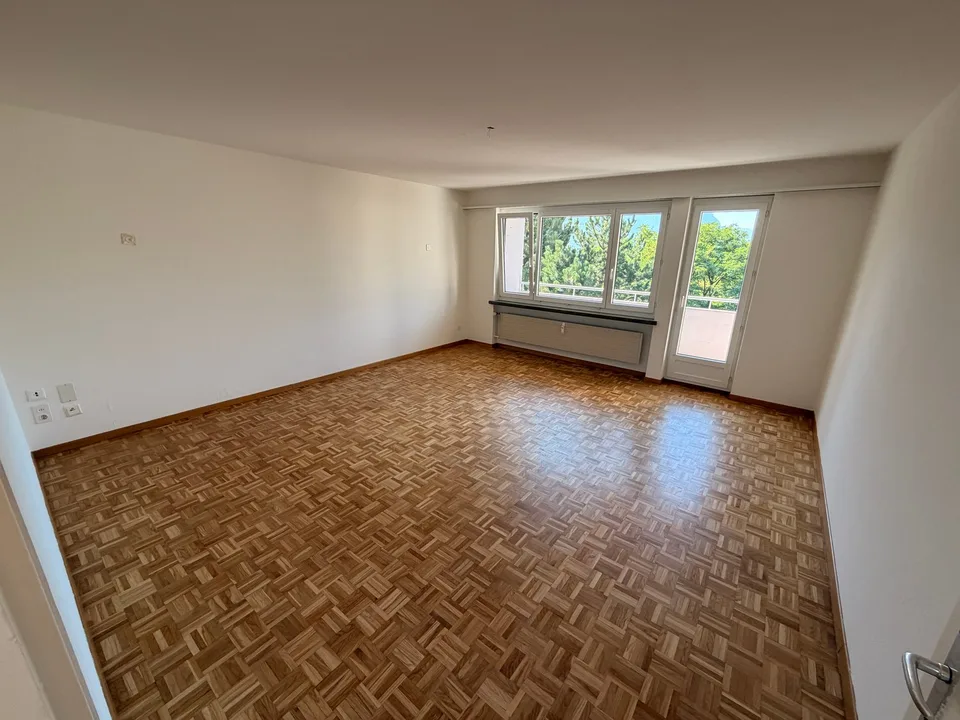 Bright 3.5-room apartment with balcony and beautiful view in Buchs SG