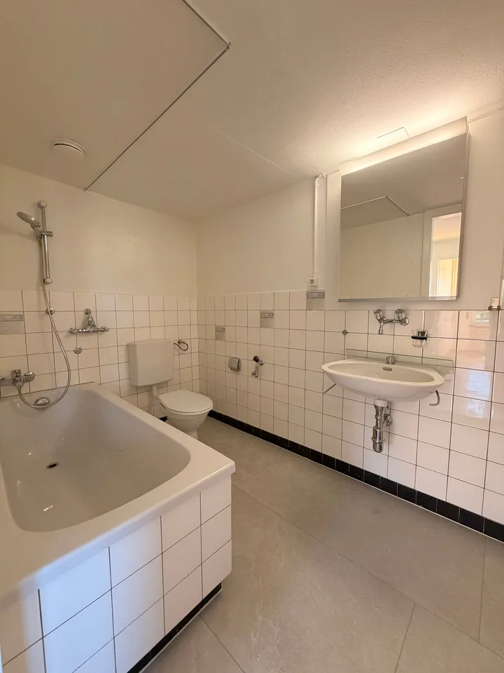 Bright 3.5-room apartment with balcony and beautiful view in Buchs SG