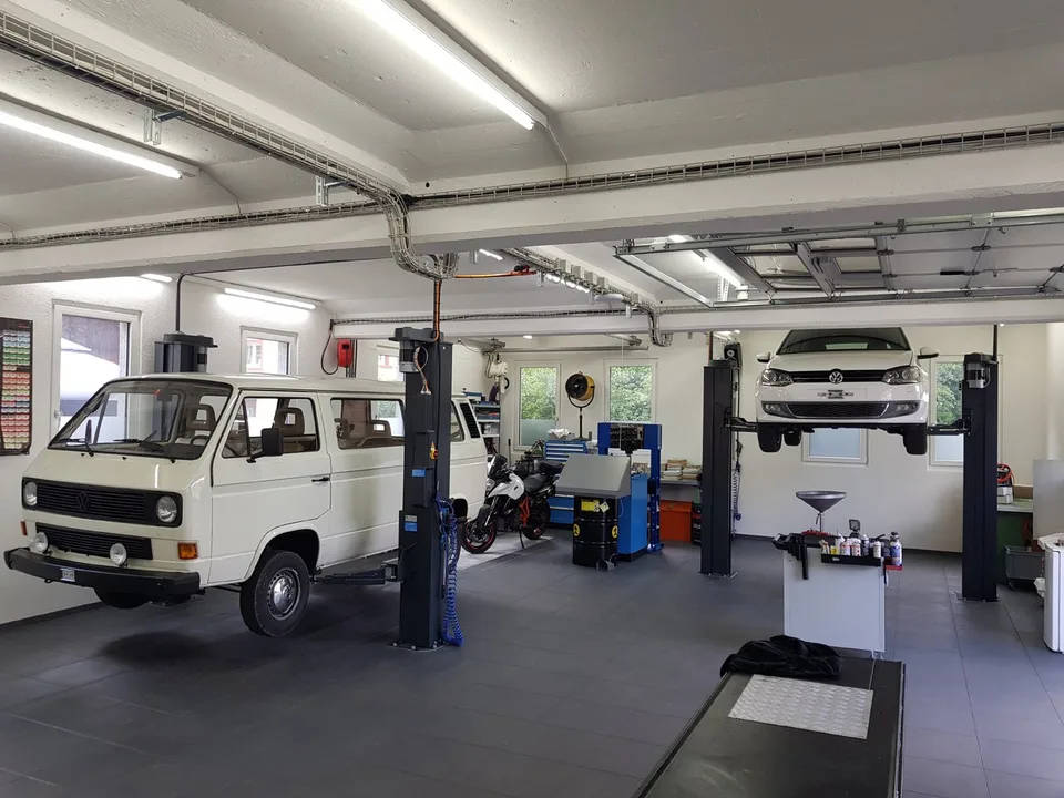 Atelier de car et de moto entièrement équipé avec 143 m² – photo 8 sur 15