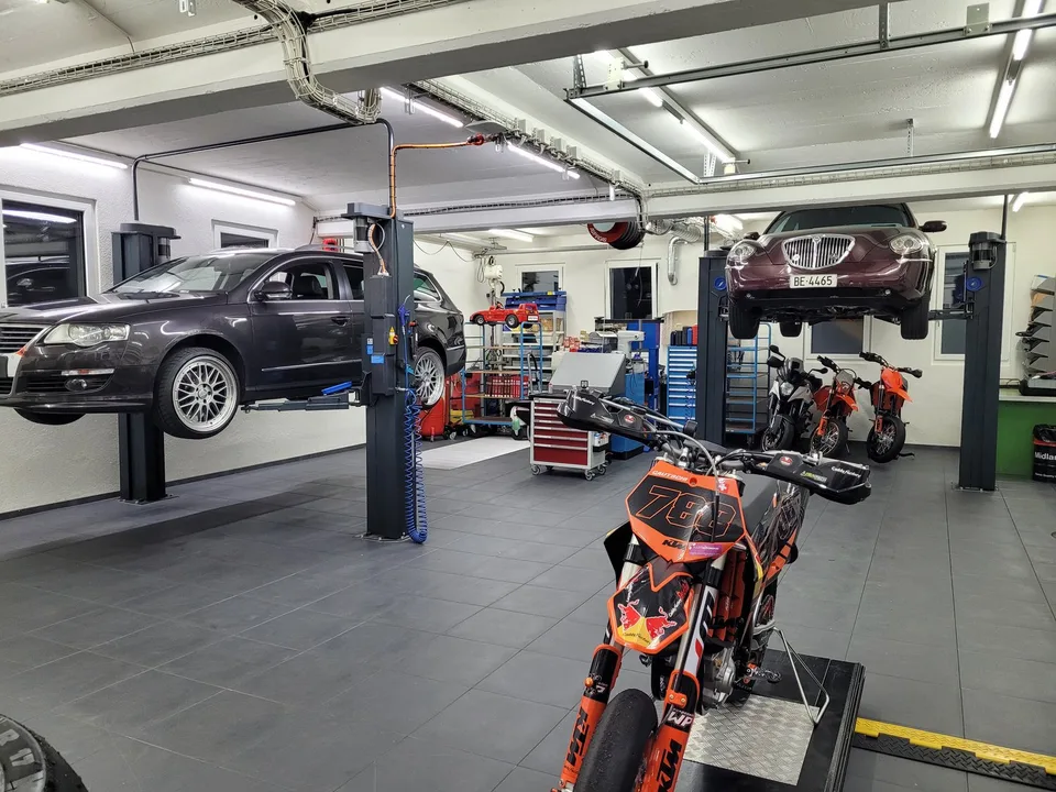 Atelier de car et de moto entièrement équipé avec 143 m² – photo 5 sur 15