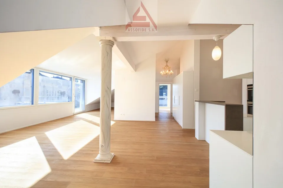 Splendido attico di 3.5 locali / Wunderschöne 3.5-Zimmer-Attikawohnung – Foto 3 von 13