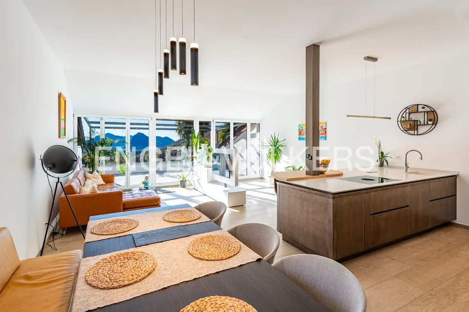 Vaste villa dans le vert avec beaucoup de potentiel – photo 8 sur 13