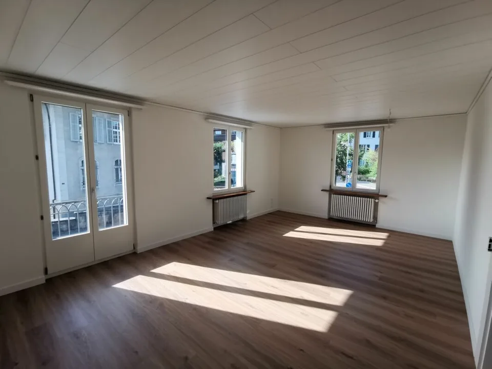 Opportunity: Residential and commercial property with versatile usage potential in the center of Schöftland – photo 4 of 13