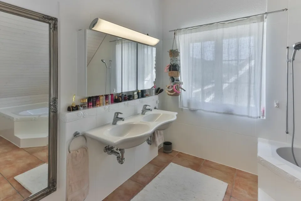 Exklusives Landhaus mit Pool & idyllischem Garten in Pfungen – Foto 17 von 19