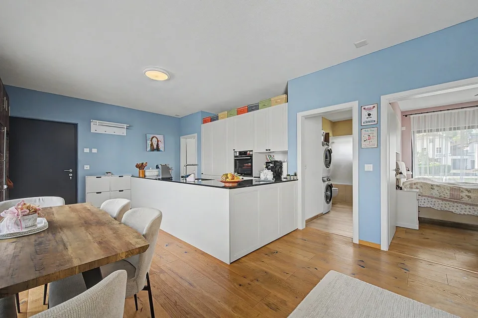 65 m² Dachterrasse mit Seeblick - Ihr privater Rückzugsort – Foto 2 von 7