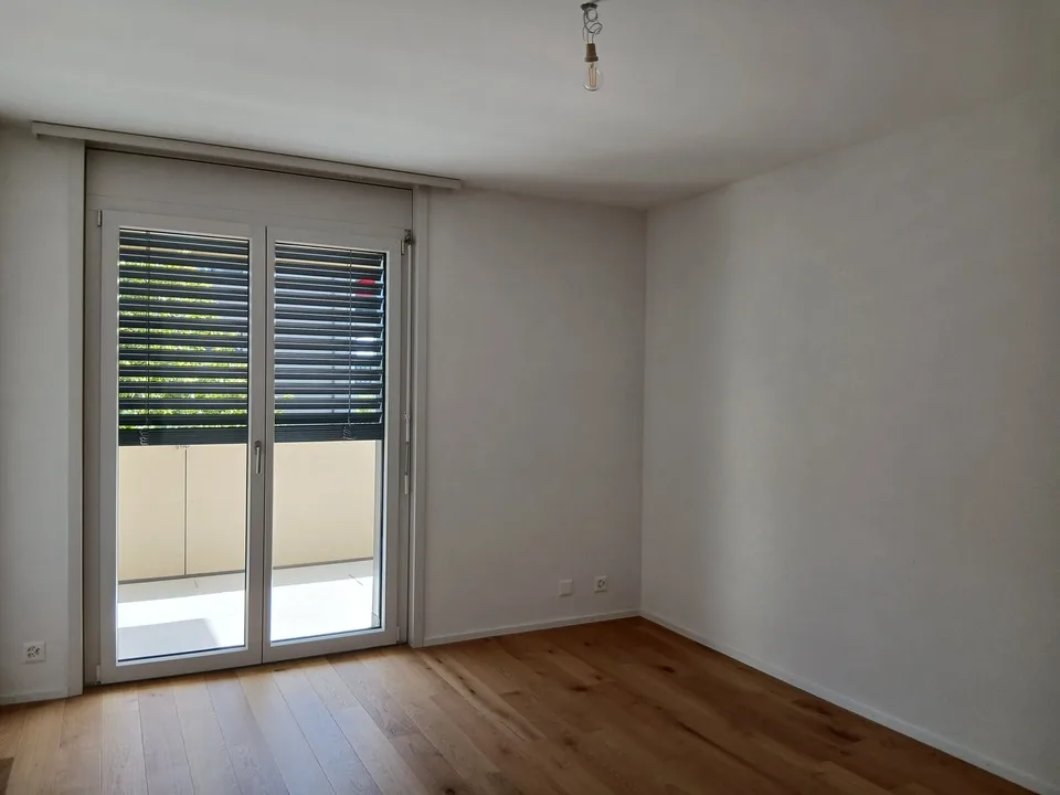 Spacious 2.5 rooms in the Beaumont neighborhood – photo 2 of 6
