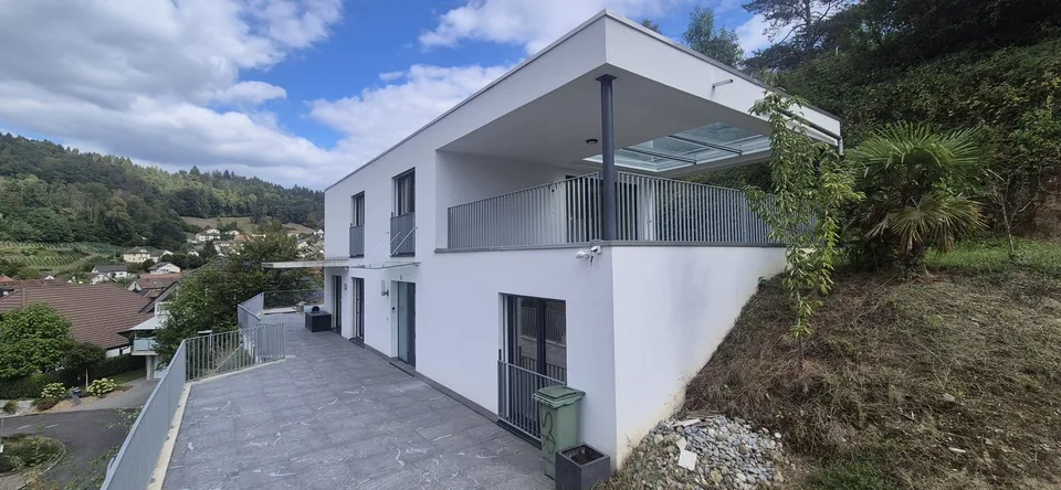 Villa esclusiva di nuova costruzione con piscina – foto 2 di 21