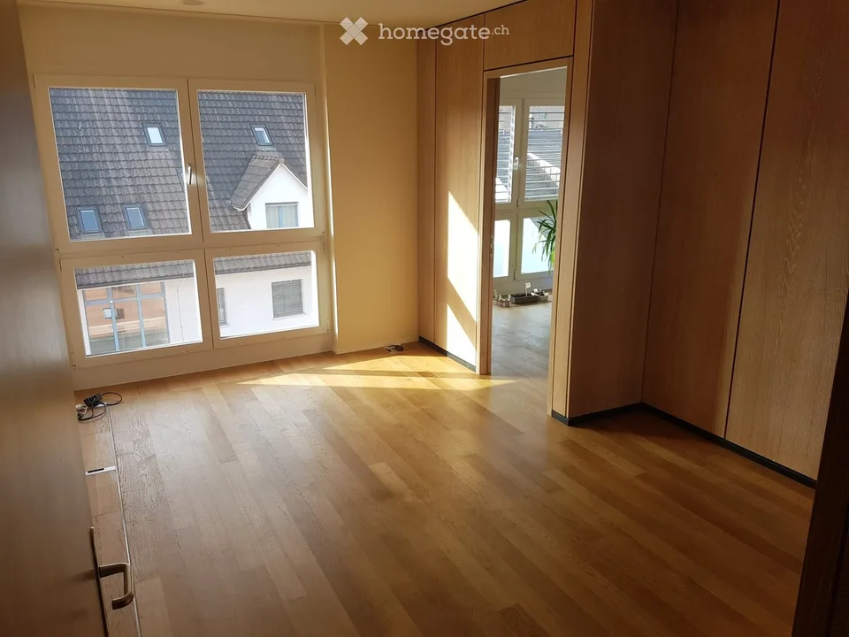 WG Zimmer in Bülach an der Begegnungszone im Stadtzentrum