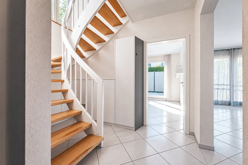 Charmant appartement maisonnette 5.5 pièces avec vue panoramique – photo 4 sur 17